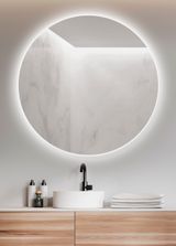 Amirro Ronde, Zrcadla.cz